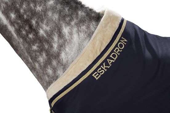 Eskadron Abschwitzdecke JERSEY BRAND FAUX FUR (Heritage HW19/20)